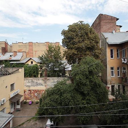 Buk Apartments On Doroshenka 29 Lviv Eksteriør billede