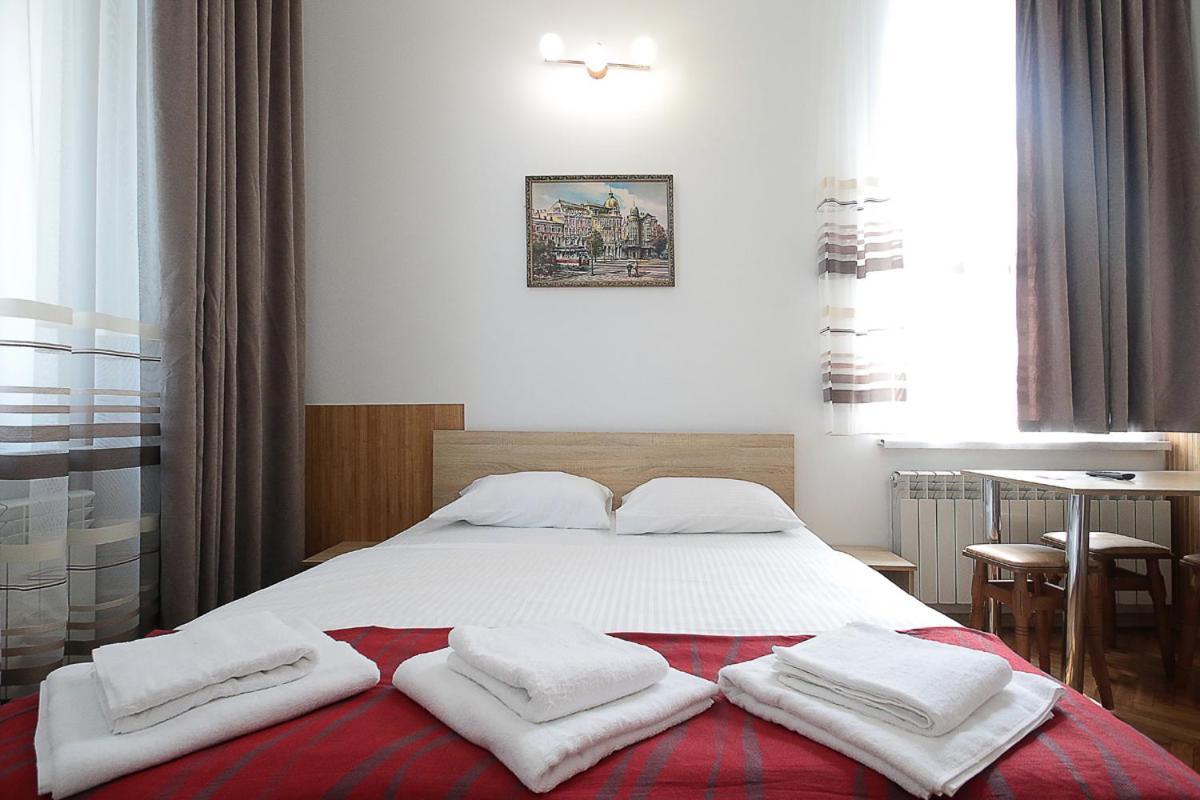 Buk Apartments On Doroshenka 29 Lviv Eksteriør billede