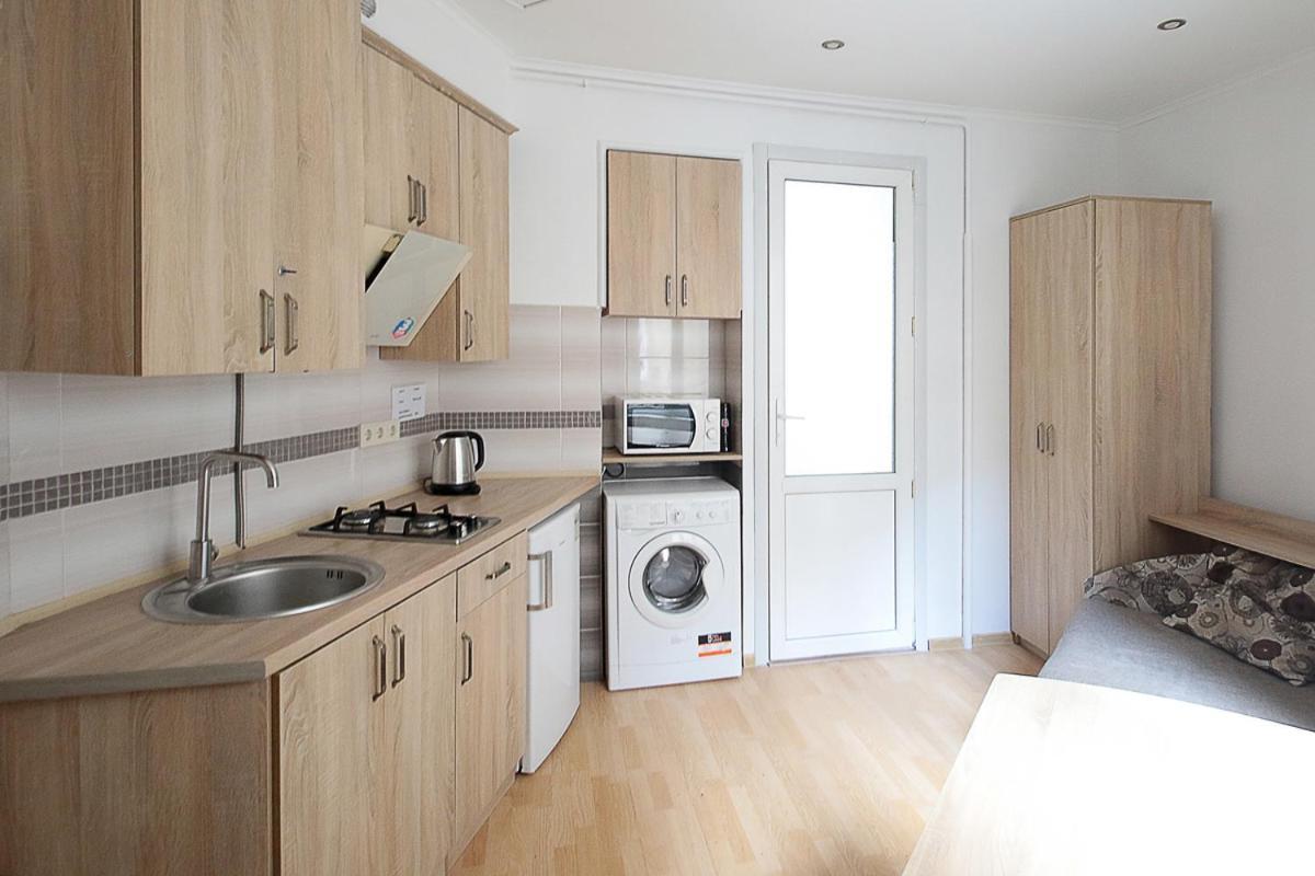 Buk Apartments On Doroshenka 29 Lviv Eksteriør billede