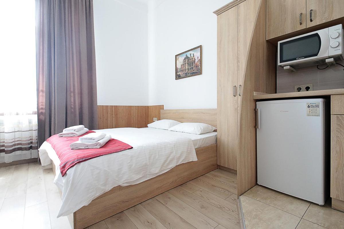 Buk Apartments On Doroshenka 29 Lviv Eksteriør billede