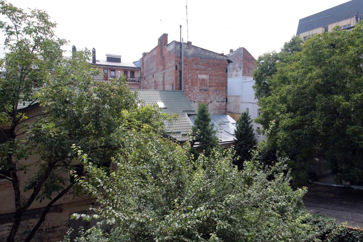 Buk Apartments On Doroshenka 29 Lviv Eksteriør billede