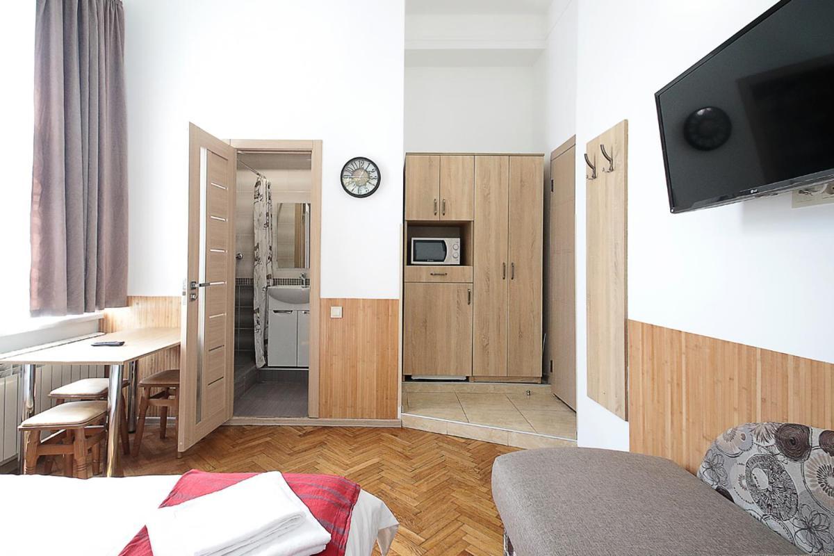 Buk Apartments On Doroshenka 29 Lviv Eksteriør billede