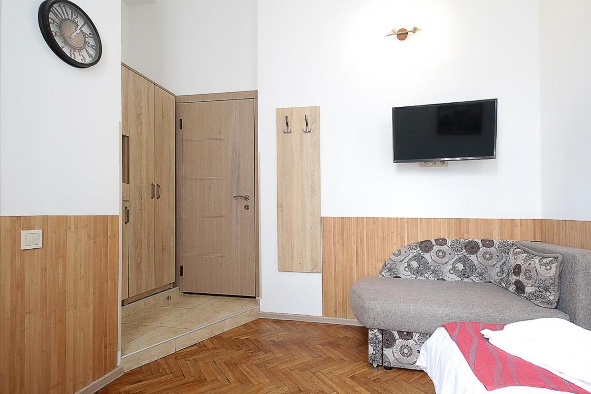 Buk Apartments On Doroshenka 29 Lviv Eksteriør billede