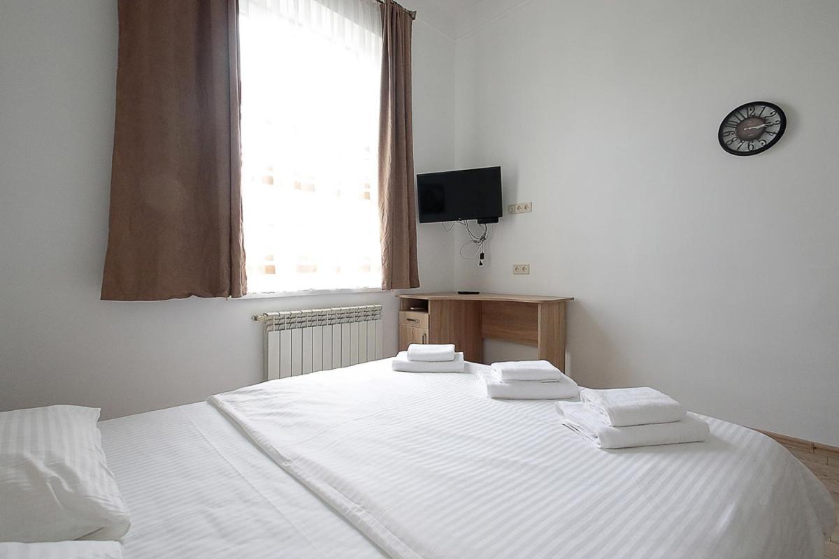 Buk Apartments On Doroshenka 29 Lviv Eksteriør billede
